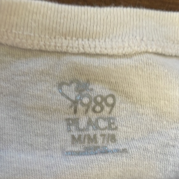 Dream Believe Santa top - Picture 4 of 4